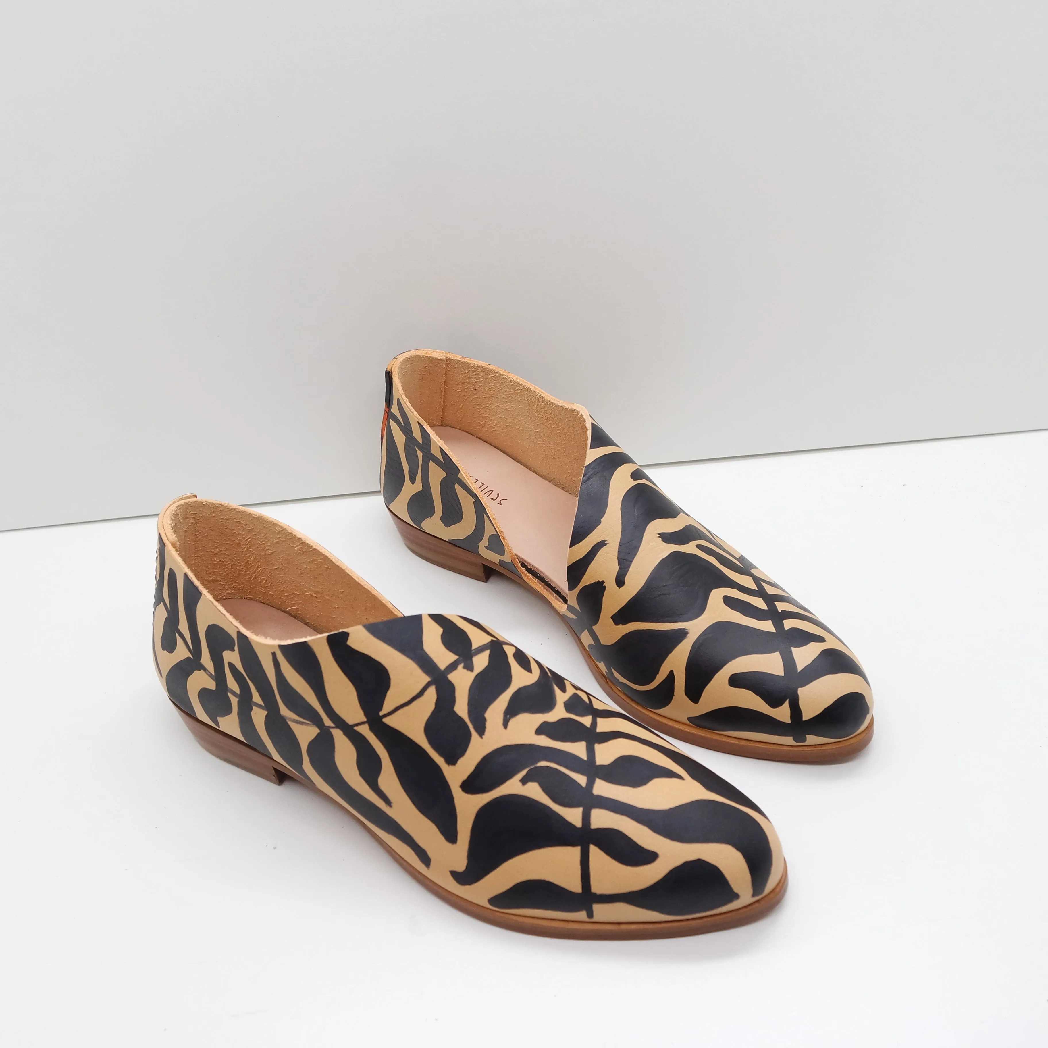 BBF24 SALE. SIZE 38. THE KIM. VINES. BB NORI. 2CM