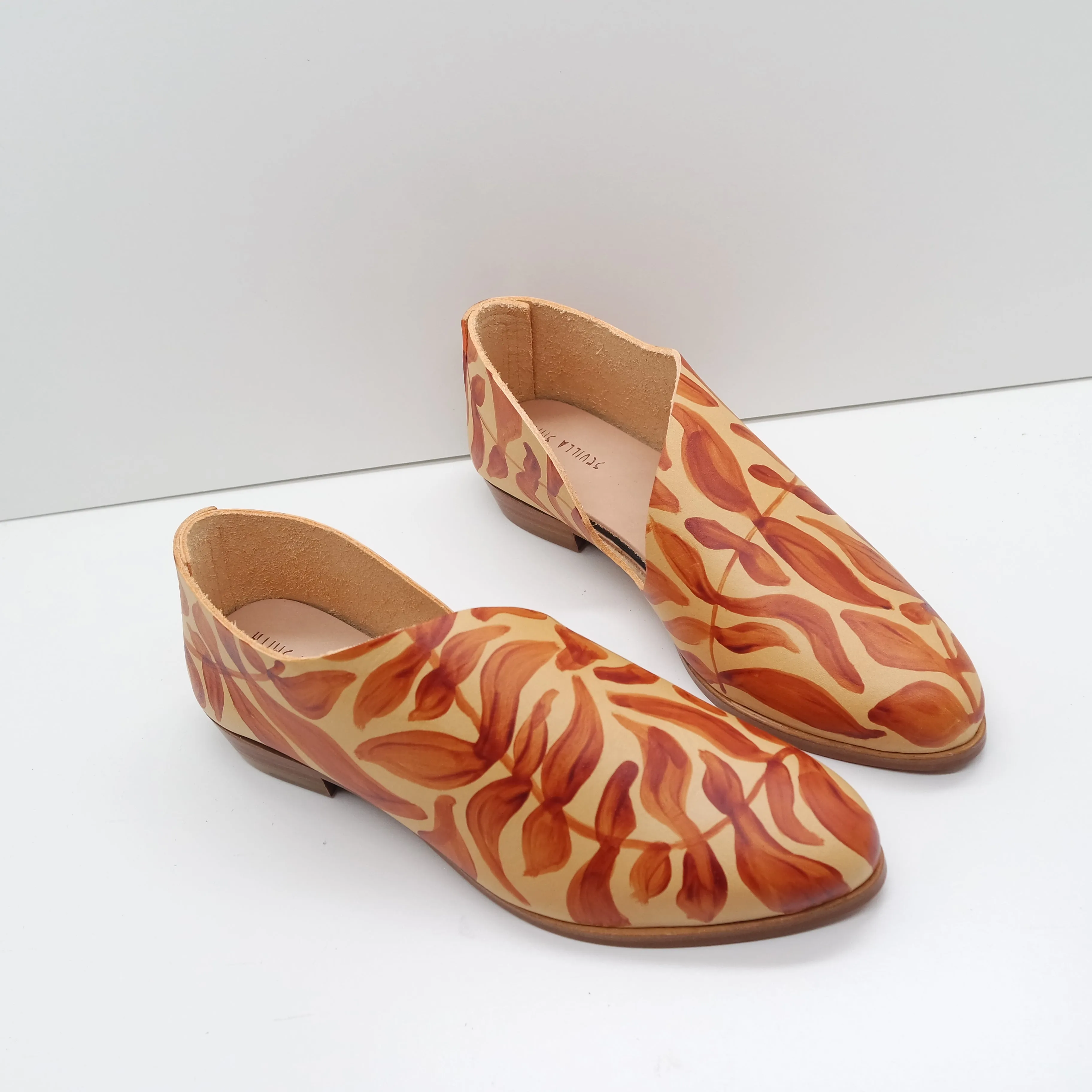 BBF24 SALE. SIZE 38. THE KIM. VINES. BB TOAST. 2CM