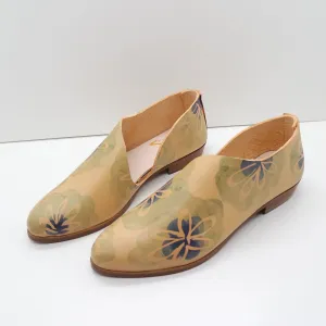 BBF24 SALE. SIZE 41. THE KIM. FLORAL FACE. BB AZURE AND ATIS. 2CM. (DYE SAMPLE, V1 SOLE)