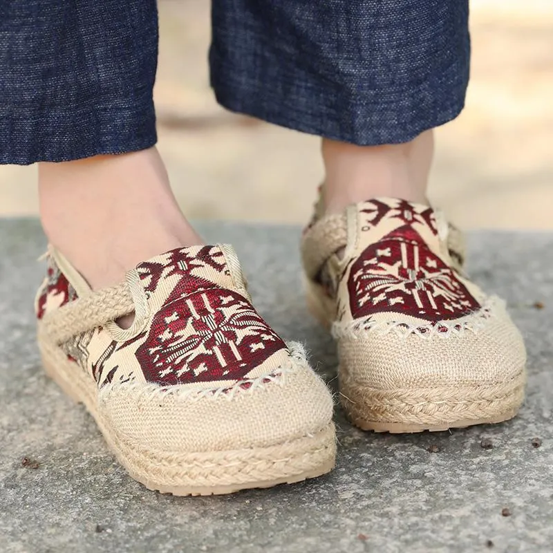 Ethnic Exqusite Embroidery Knitted Sandal Cloth Shoes For Women